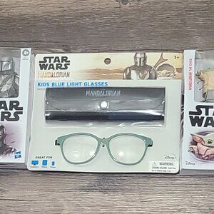 Bundle Star Wars Mandalorian Blue Light Glasses Plus Action Figures